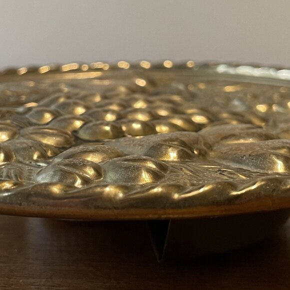 Set Vintage Hammered Brass Fruit Motif Wall Pockets MCM, English country, winery - Picture 10 of 11